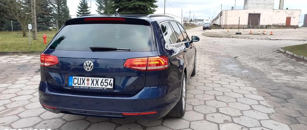 Volkswagen Passat cena 57800 przebieg: 232000, rok produkcji 2017 z Lubawa małe 596